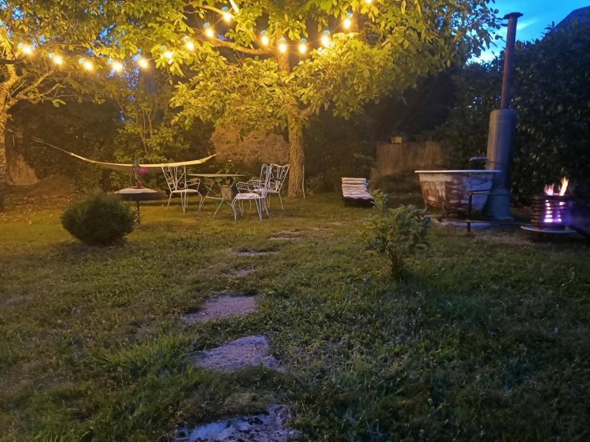 L'Escale Du Banquet Bed and Breakfast Mhère Εξωτερικό φωτογραφία